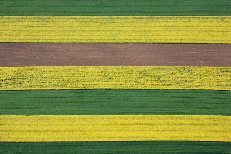 Illustration for article titled The Odd and Mesmerizing Aerial Photos of Klaus Leidorf
